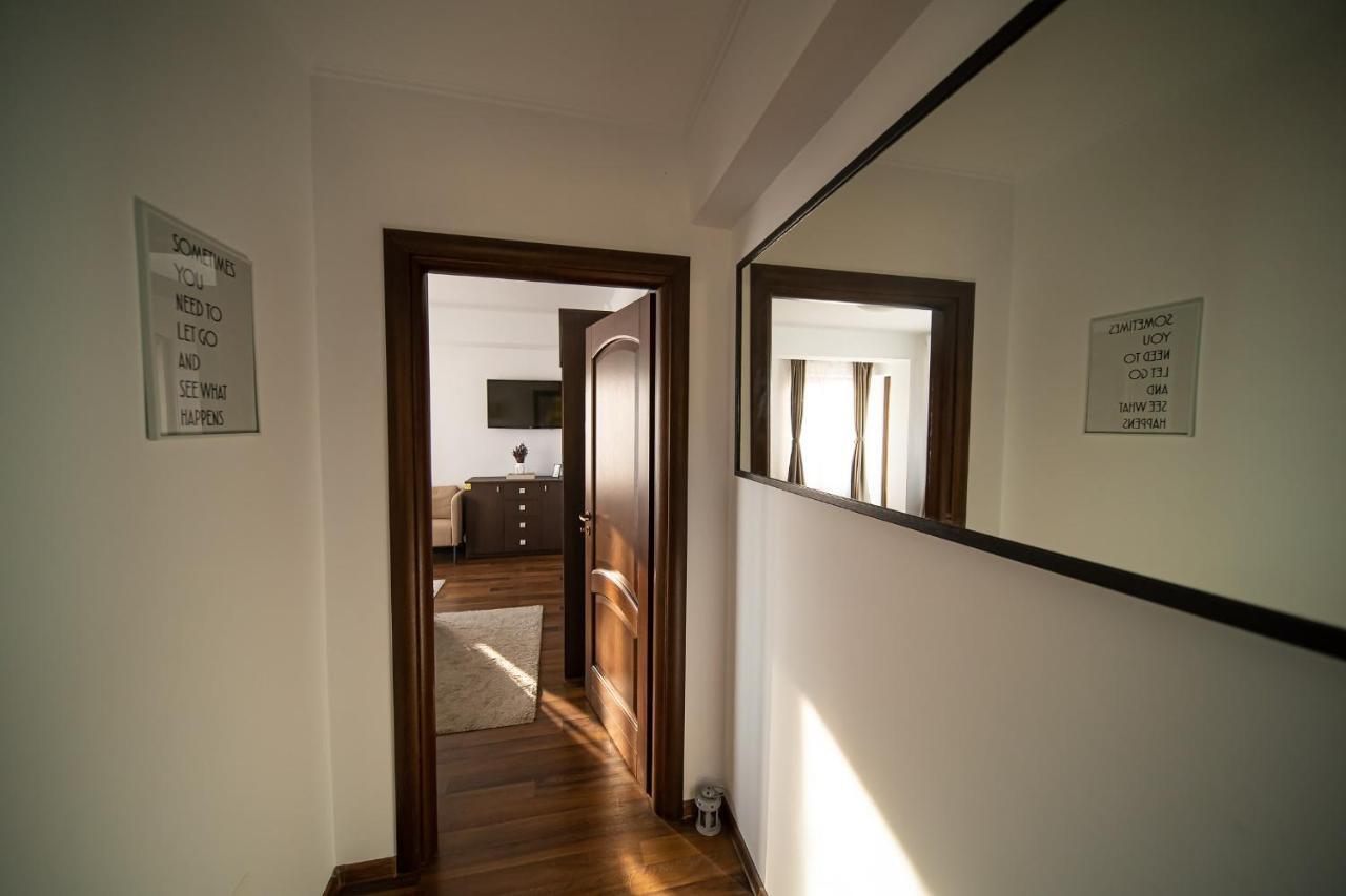Apartament Tatu Bar&Grill أوتوبين المظهر الخارجي الصورة