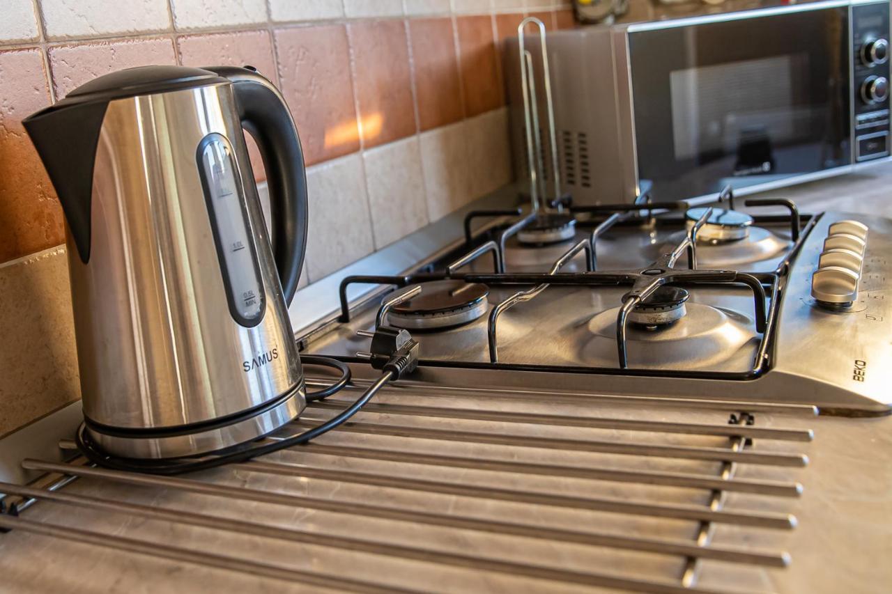 Apartament Tatu Bar&Grill أوتوبين المظهر الخارجي الصورة