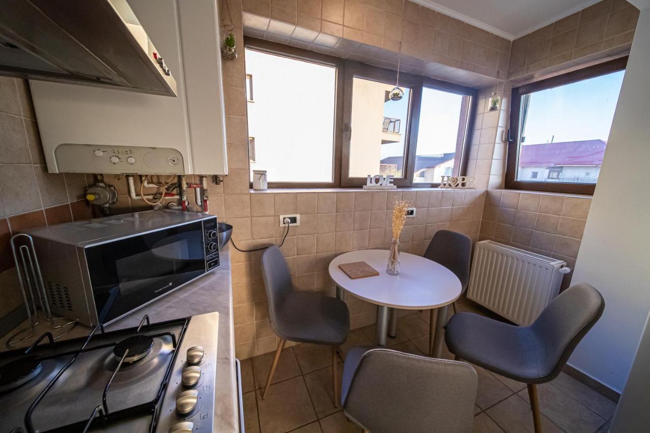Apartament Tatu Bar&Grill أوتوبين المظهر الخارجي الصورة